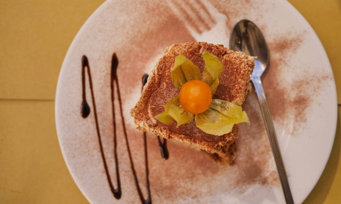 A Comprehensive SEO Marketing Plan for a Food Business: Food Plate