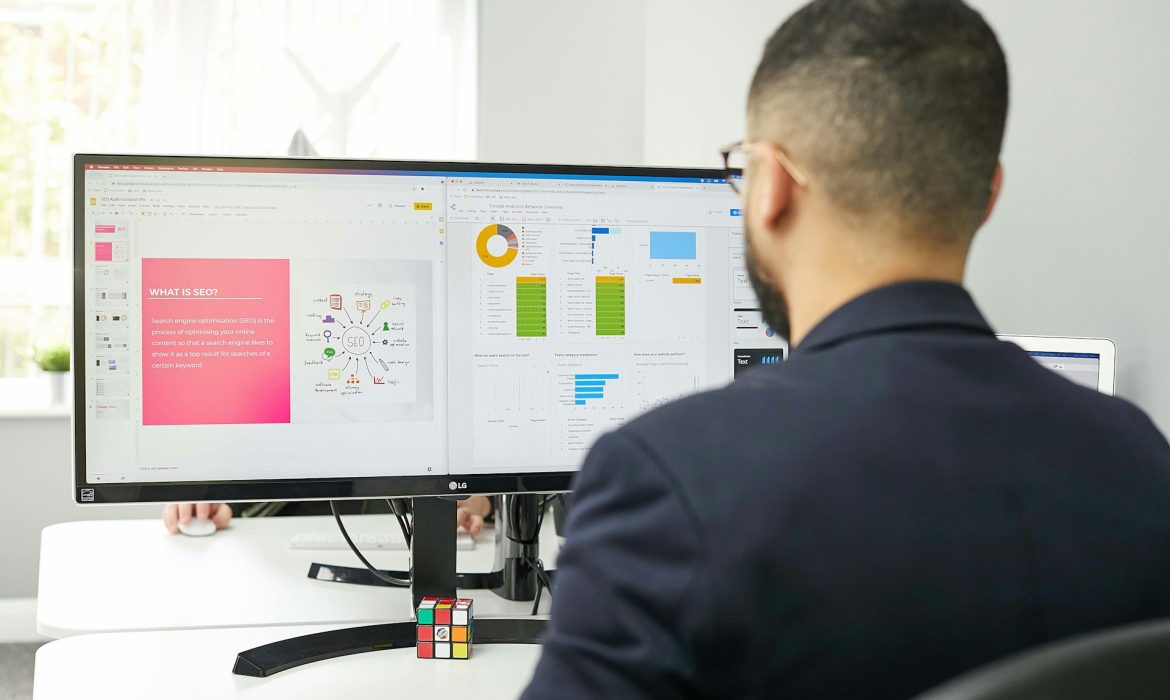 SEO Guru in Islamabad: SEO Professional in his workspace